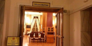 17587349792048018189