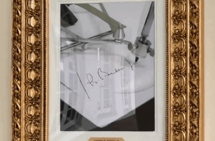 17587977352138411822